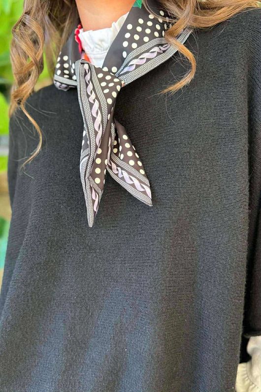 Babushka Triangle Silk Neckerchief